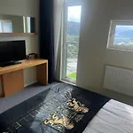 Utsikten 4*