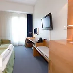 Utsikten - Unike 4* 克维内斯达尔