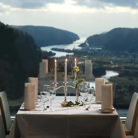 Hotel Utsikten - Unike 4*