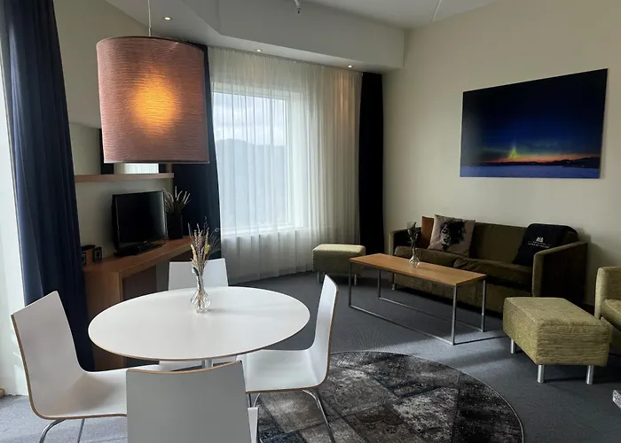 Hotell Utsikten - Unike 4*